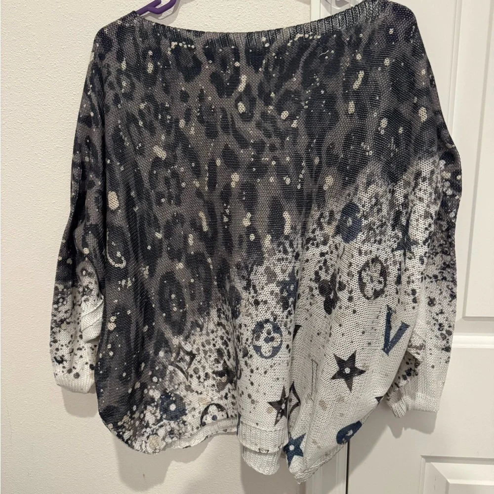 Italian Cotton Poncho Top Gray Leopard Marbled Print One Size